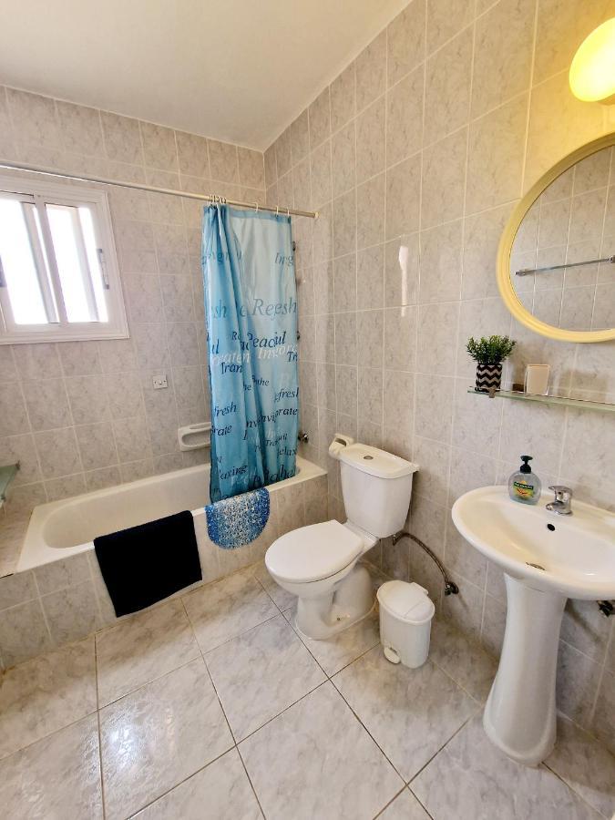 Paphos Emma'S Place, 2 Bedroom Apartment With Pool View מראה חיצוני תמונה