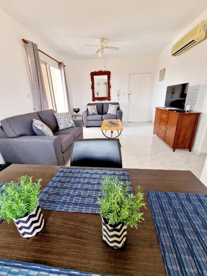Paphos Emma'S Place, 2 Bedroom Apartment With Pool View מראה חיצוני תמונה